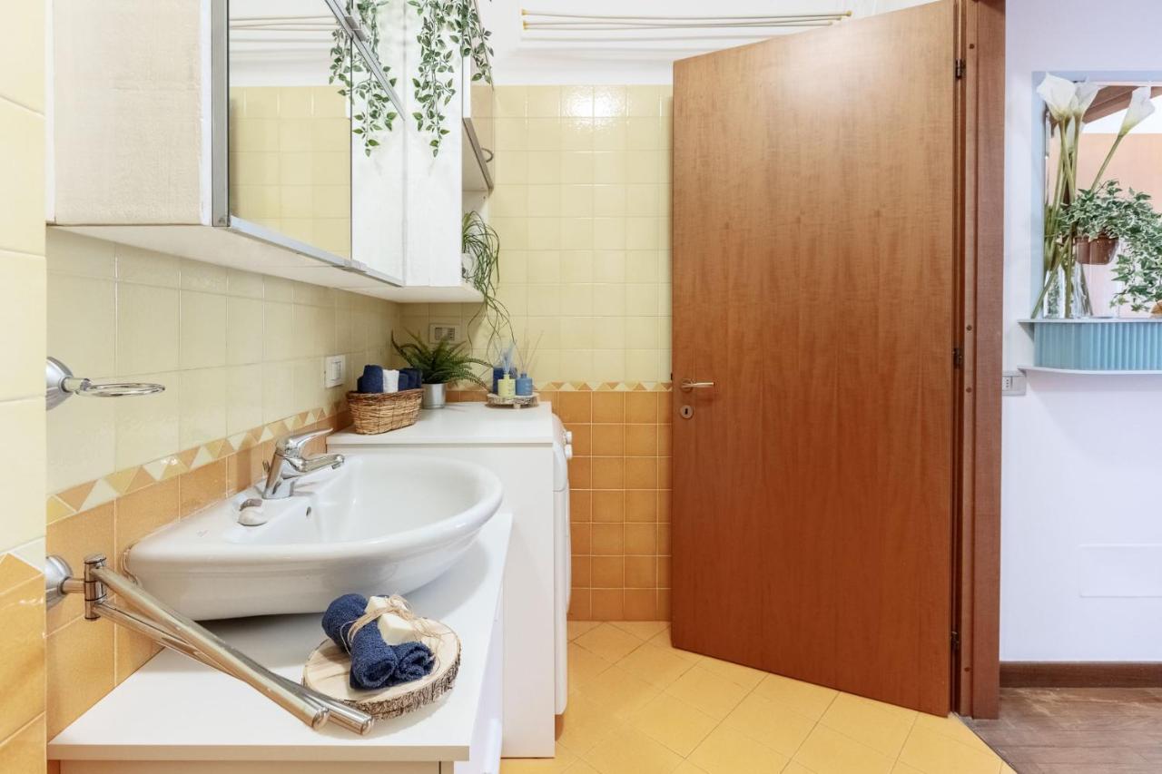 Apartament Casa Di Adele, Bilocale Con Wifi E Smart Tv Monza Zewnętrze zdjęcie